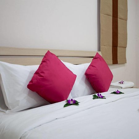Lucky Lek Resort Rawai Экстерьер фото